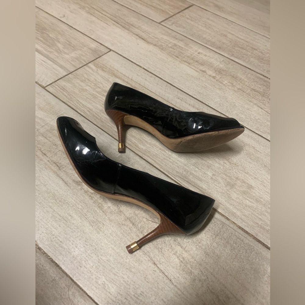 Tory Burch Rea Black Patent Peep Toe Heels - Picture 5 of 14